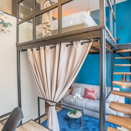 Adira Resid'Marseille Vieux-Port 2 Etoiles Apartment Exterior photo