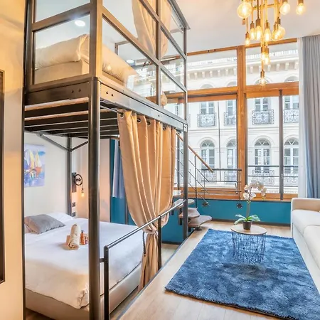 Adira Resid'Marseille Vieux-Port 2 Etoiles Apartment Exterior photo