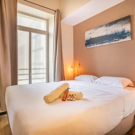 Adira Resid'Marseille Vieux-Port 2 Etoiles Apartment Exterior photo