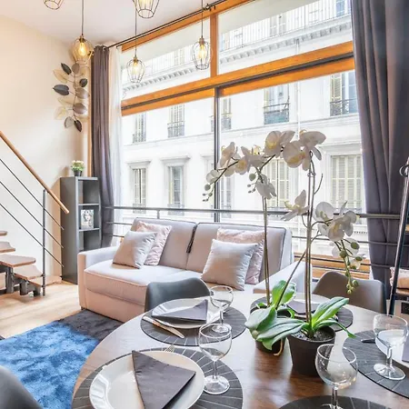 Adira Resid'Marseille Vieux-Port 2 Etoiles Apartment Exterior photo