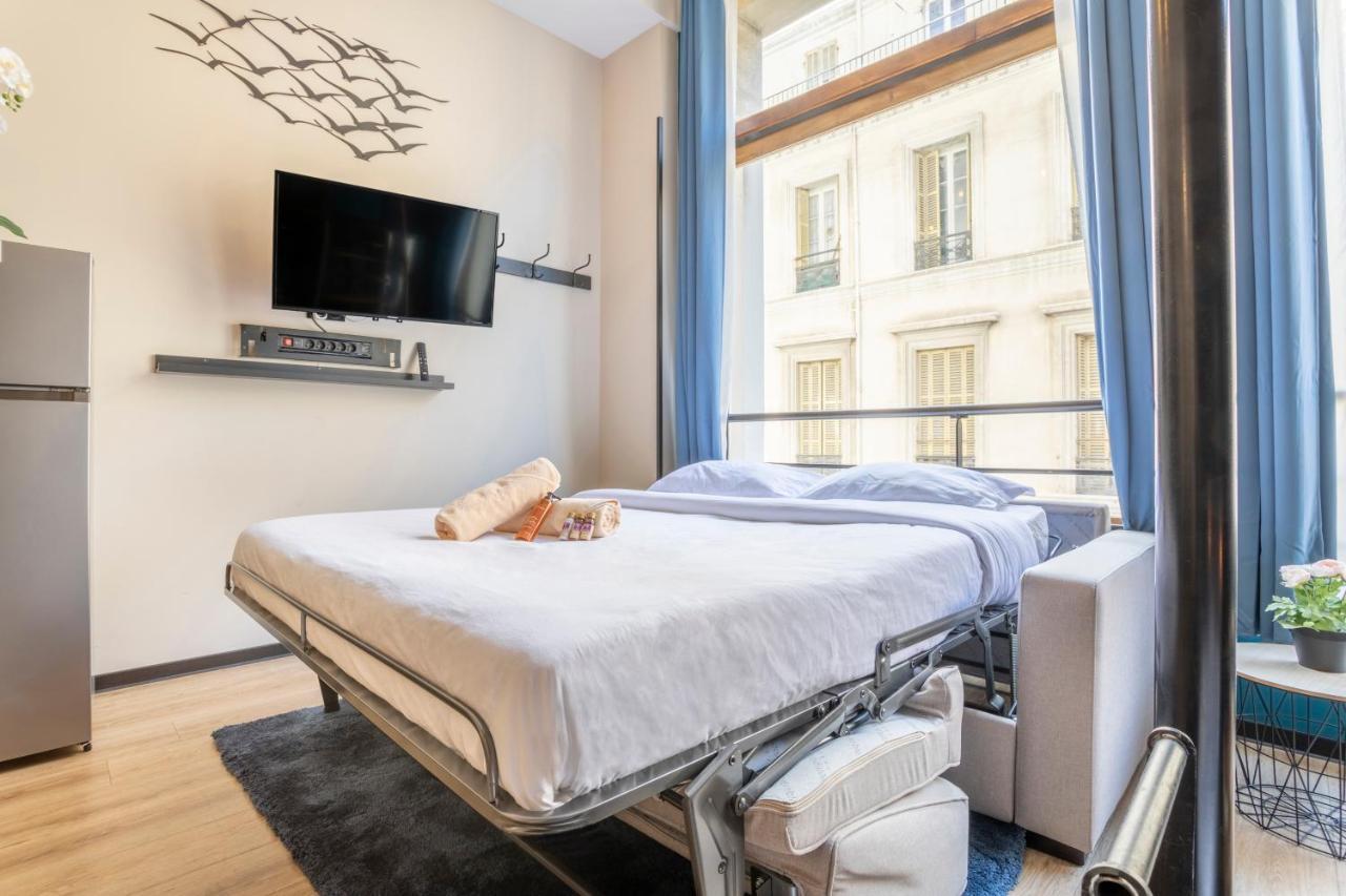 Adira Resid'marseille Vieux-port 2 Etoiles Apartment *